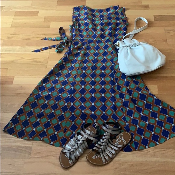Tracy Reese Silk wrap dress 💙💚Geo print - Picture 15 of 16